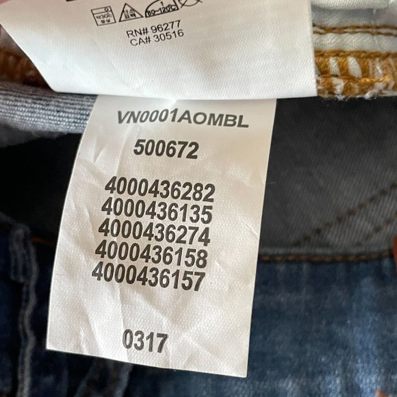 Vans‎ Jeans Skinny Fit Straight Blue Denim Mid Rise Medium Wash NWT Womens 5/27 - Picture 12 of 13